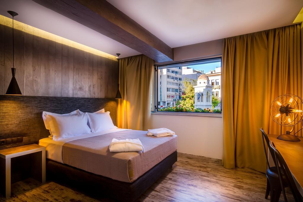 360 Degrees Hotel Athens Room photo